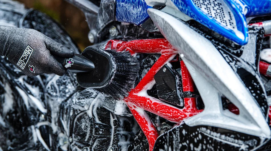 MUC-OFF Soft Washing soft brush