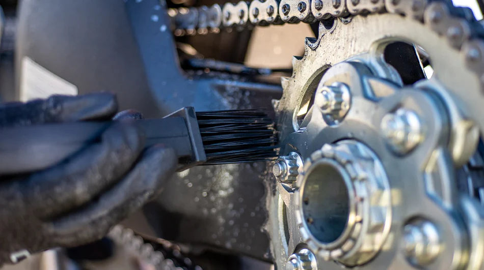 MUC-OFF Chain Brush